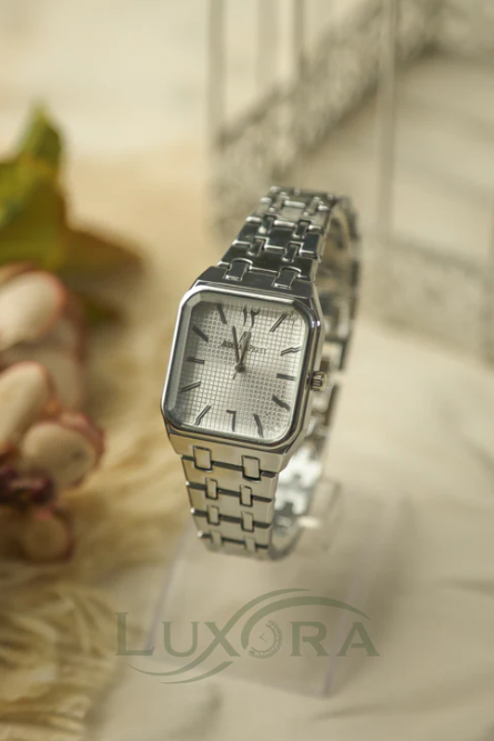 AP Roman Gold Square Chain Watch – Stainless Steel Fashion Watch