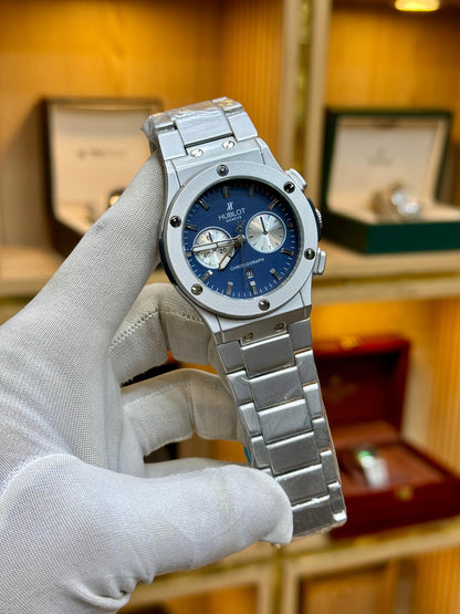 Hublot Classic Fusion Chronograph – Sunray Dial with Integrated Steel Bracelet