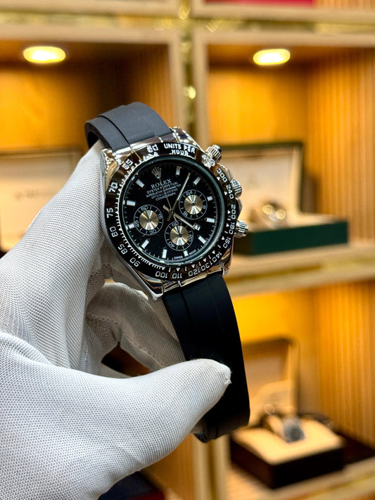 Rolex Cosmograph Daytona - Black Dial - Oysterflex Bracelet
